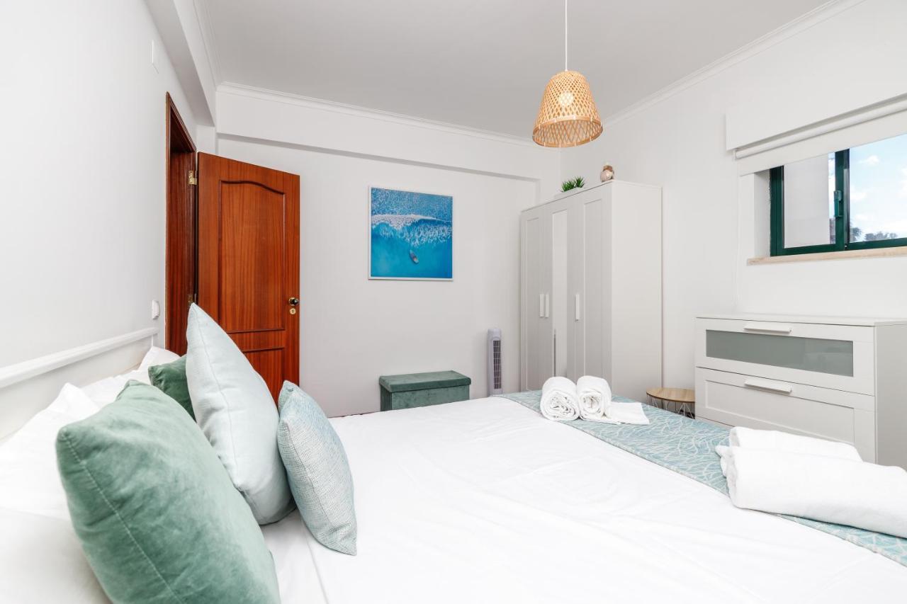 Breeze Beach House Сетубал Екстер'єр фото