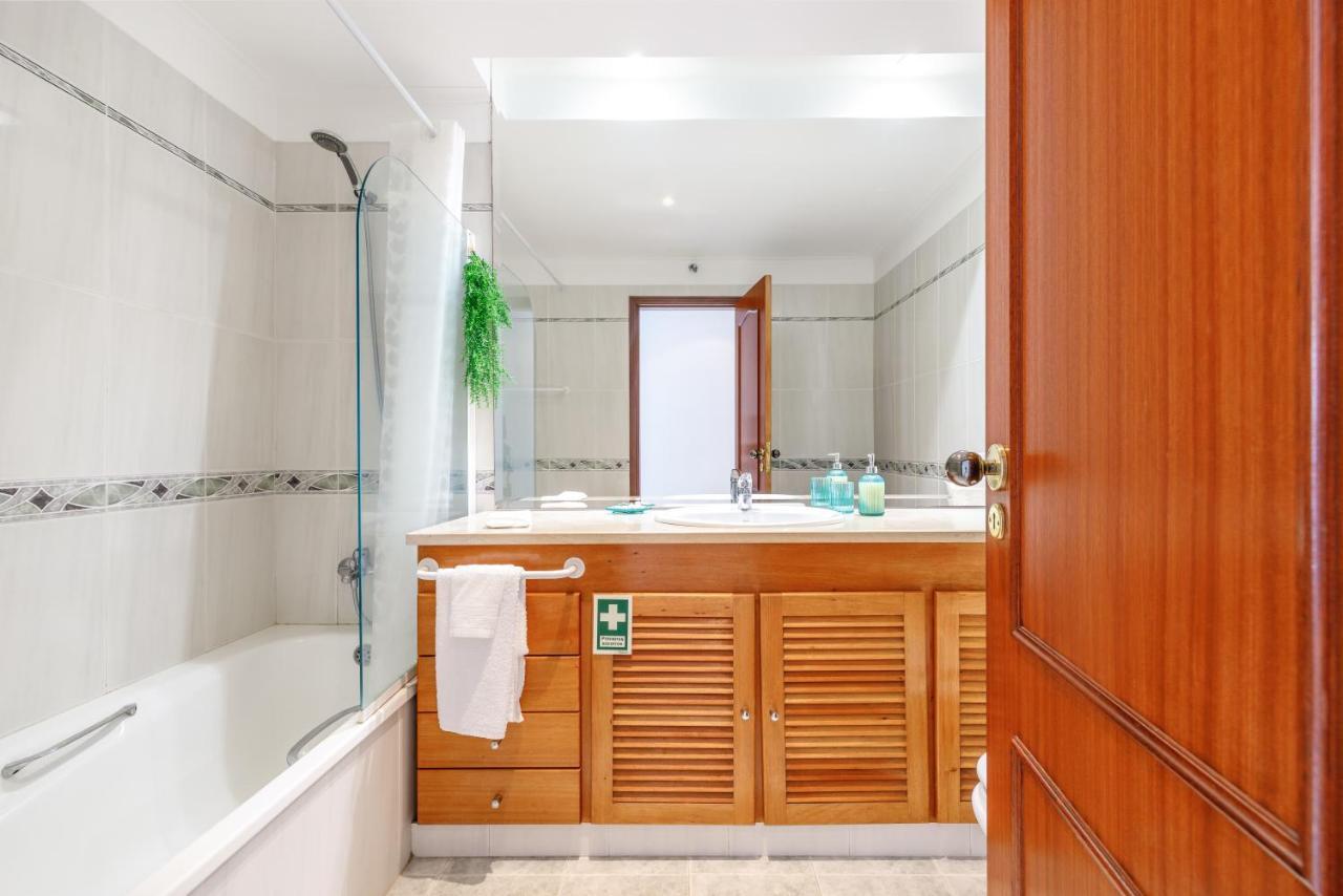 Breeze Beach House Сетубал Екстер'єр фото